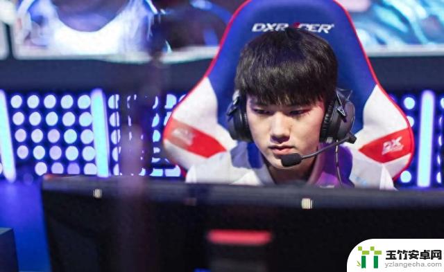 League of Legends Superstar JackeyLove Shines on the Stage of Douyin!
